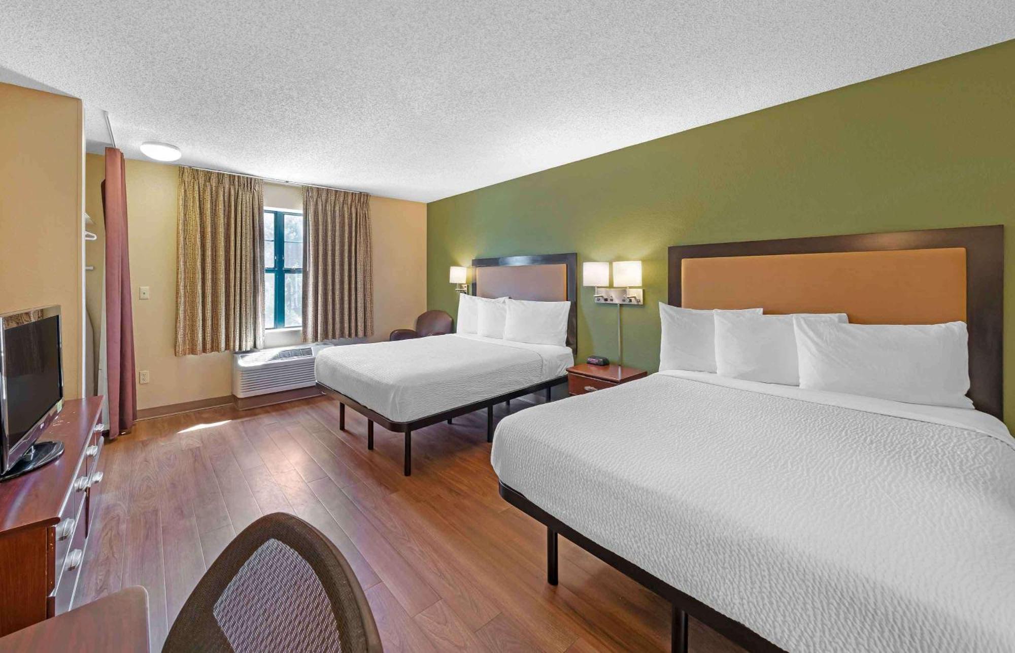 Extended Stay America Select Suites - Milwaukee - Wauwatosa Exterior photo